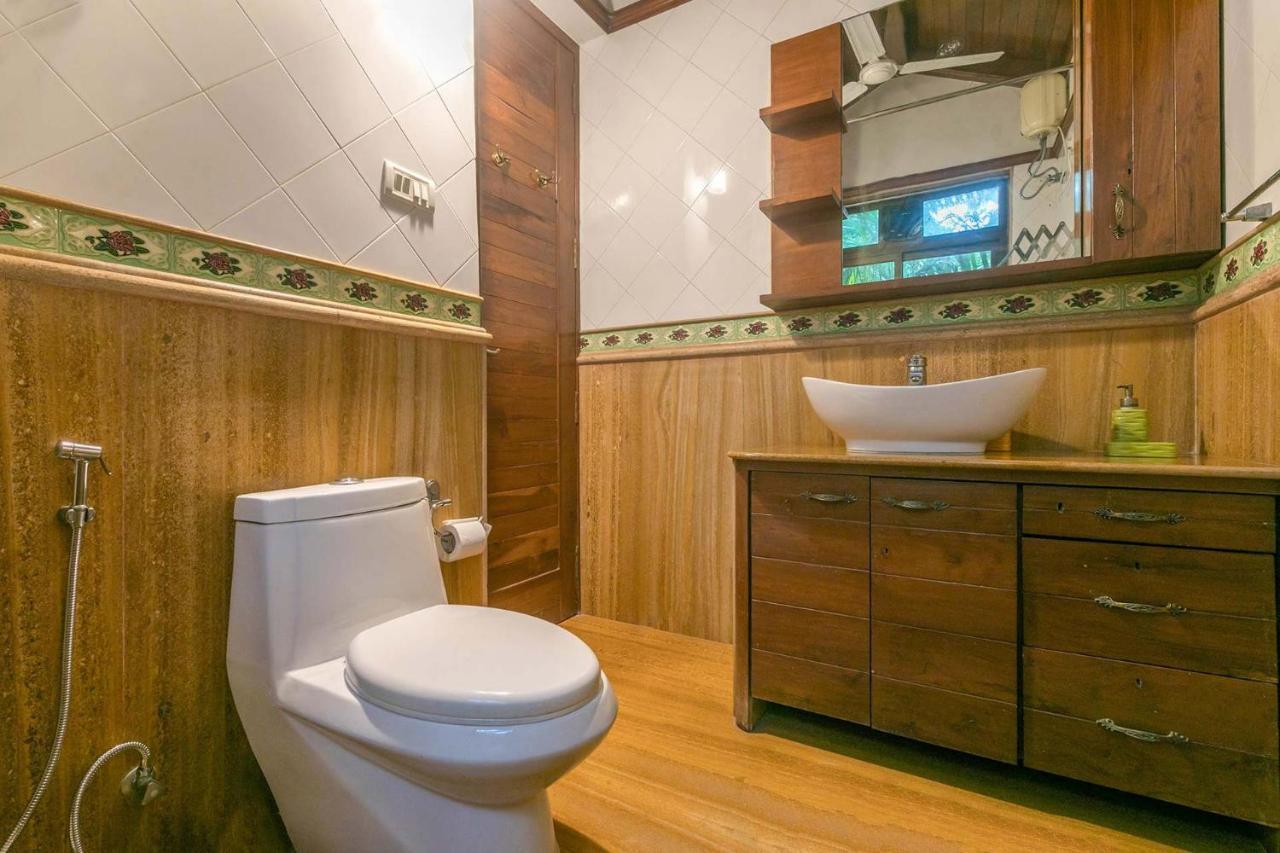 Stayvista'S Casa Palmera - Pet-Friendly Villa With Pool, Garden With Gazebo, And Indoor & Outdoor Games Alībāg Ngoại thất bức ảnh